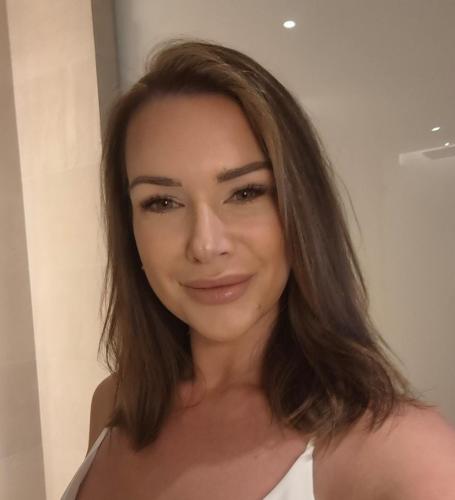 Tara - Massage, lash and nail expert